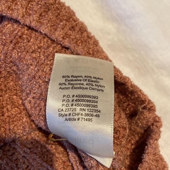 Aritzia Wilfred Cardigan - Picture 4 of 9